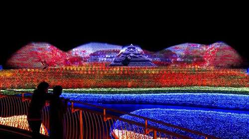 最壯觀(guan)的(de)鼕季(ji)燈(deng)光秀在日(ri)本呈(cheng)現(xian)